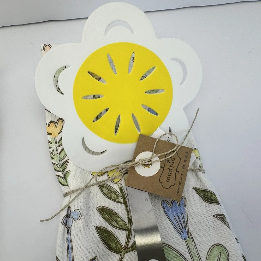 Mud Pie Carrot & Flower Towel and Whisk Spatula Set Easter Host Gift Kitchen NWT